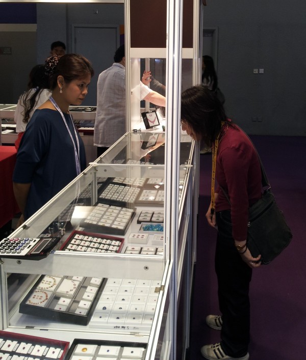 Rung with customer at Hong Kong Gem Fair, 2012